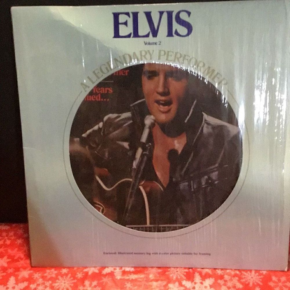 Vintage Elvis Presley “A Legendary Performer volume 2”